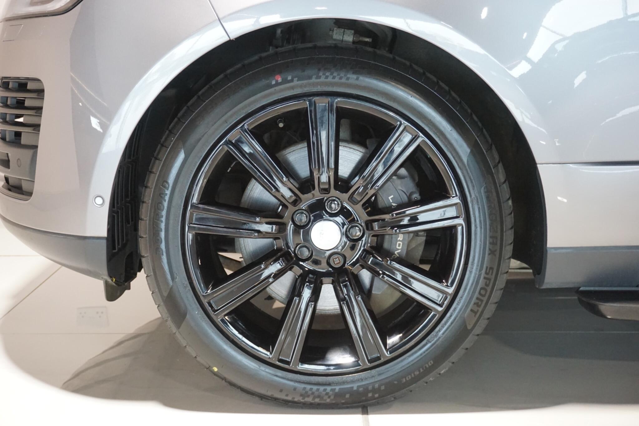 Land Rover Range Rover 2.0 P400e 13.1kWh Autobiography SUV 5dr Petrol Plug-in Hybrid Auto 4WD Euro 6 (s/s) (404 ps)